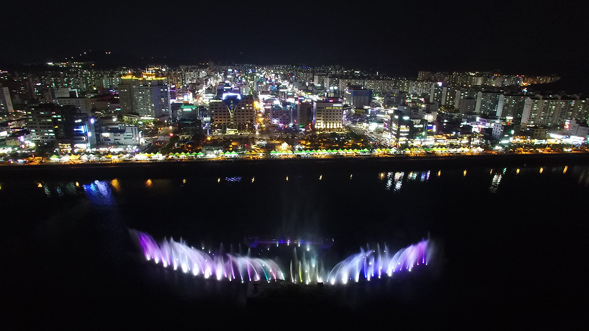 평화광장과 춤추는바다분수