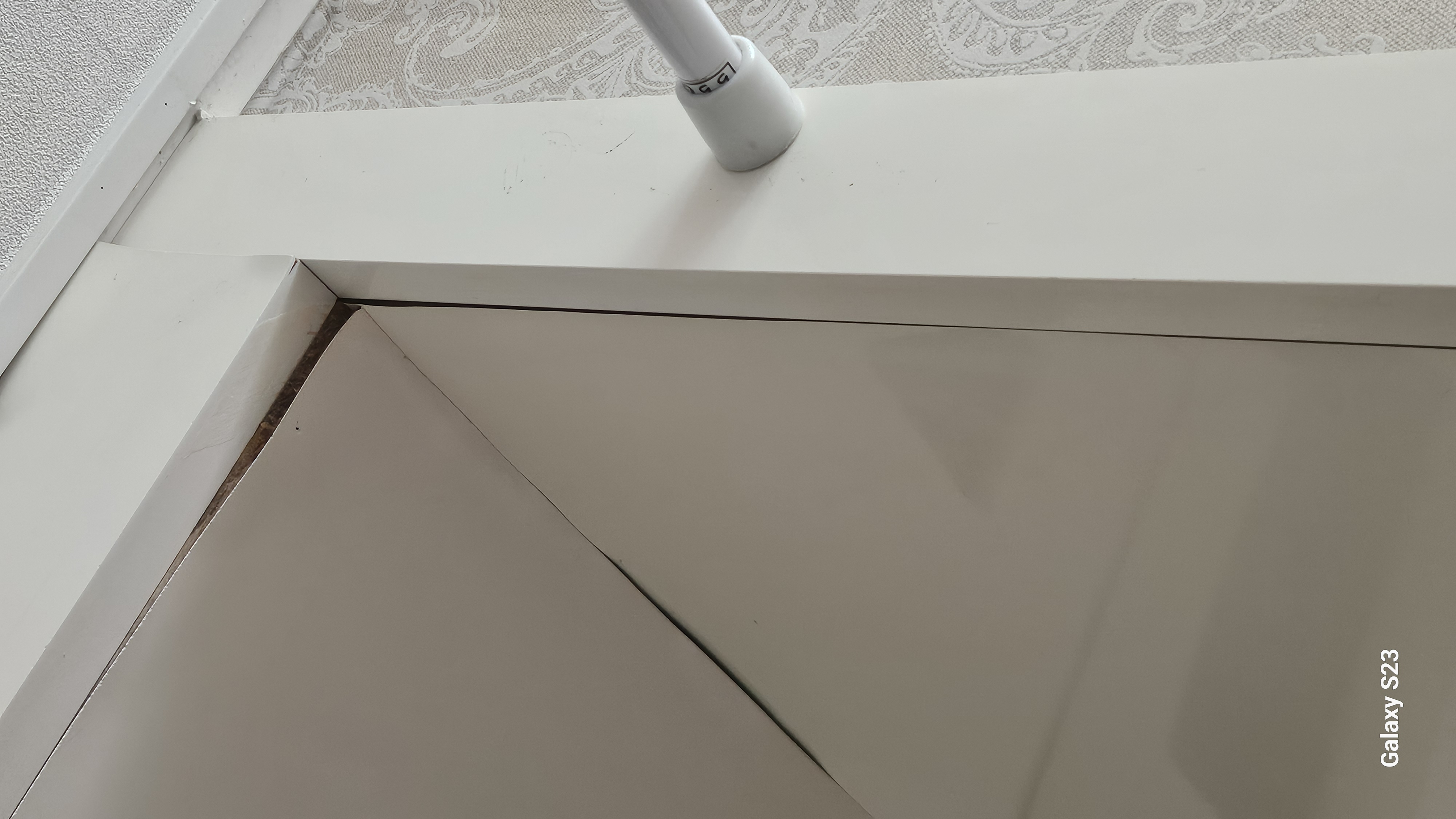 큰방  누수