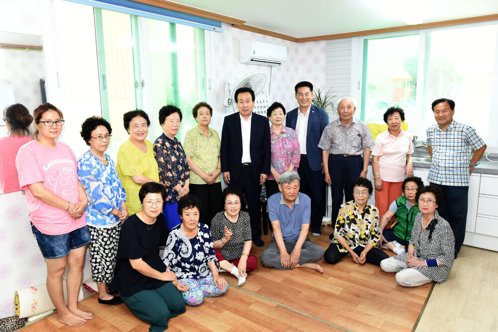 찿아가는소통의날경로당방문(2017,7,3,부영1차아파트경로당).jpg