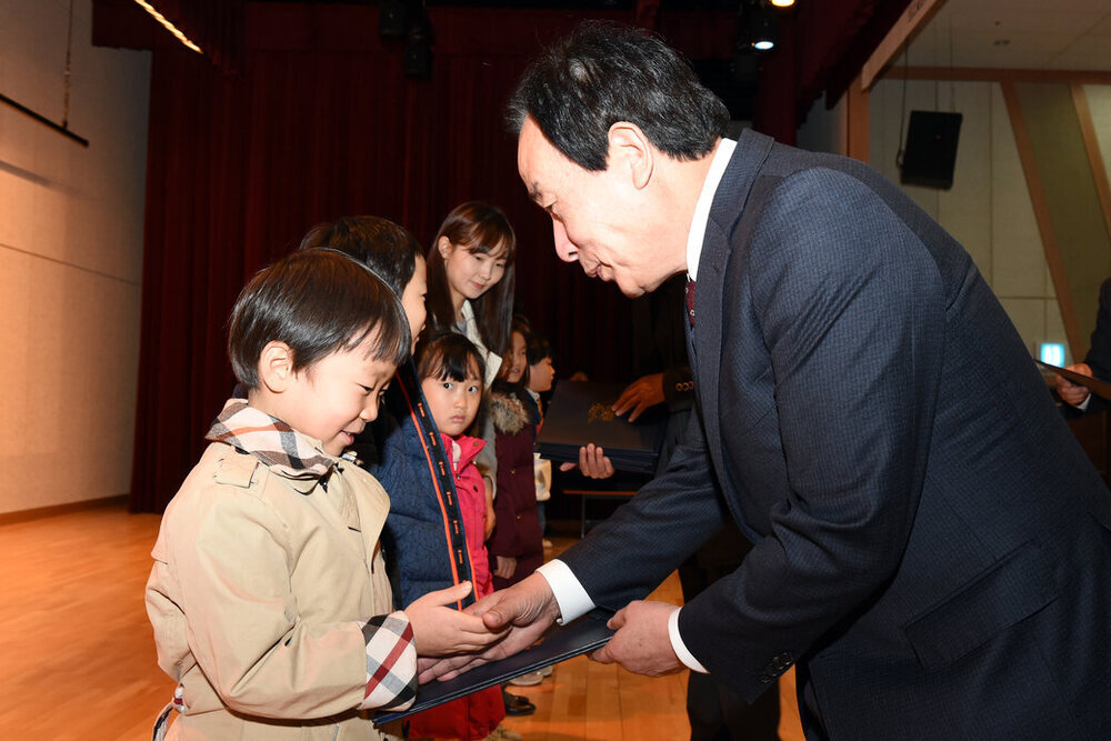 목포항구축제그림그리기한마당시상식03(2017,11,18,해양수산복합센터).jpg