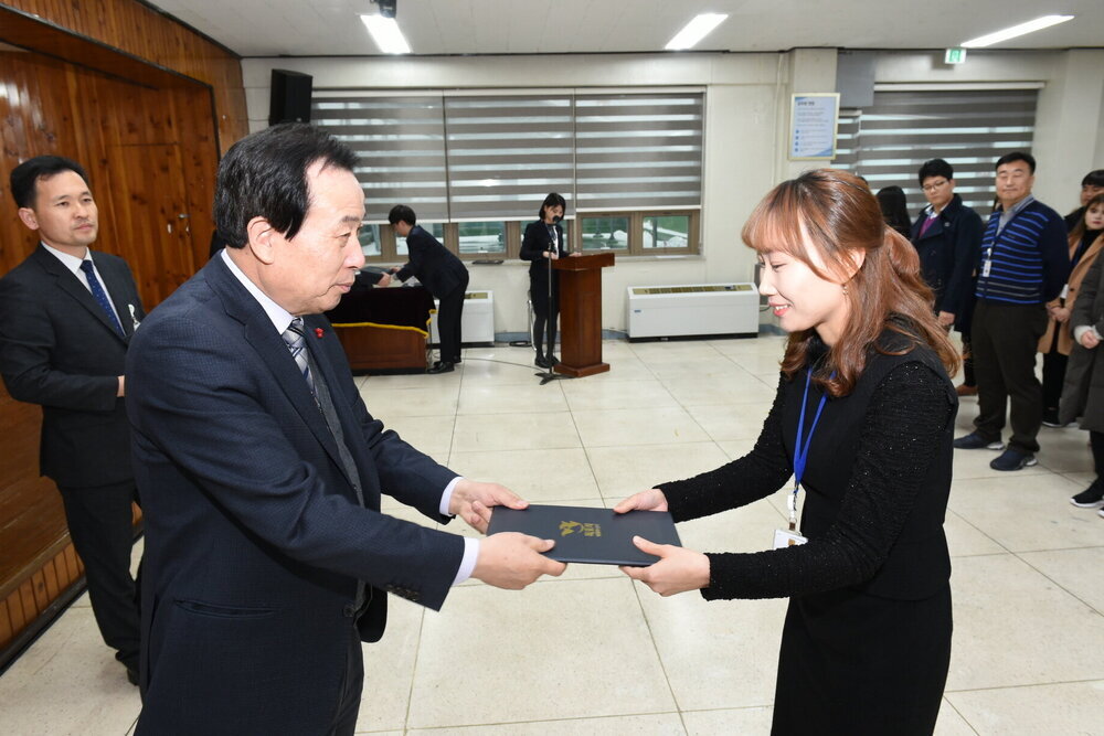 박홍률 목포시장 임용장 전달.