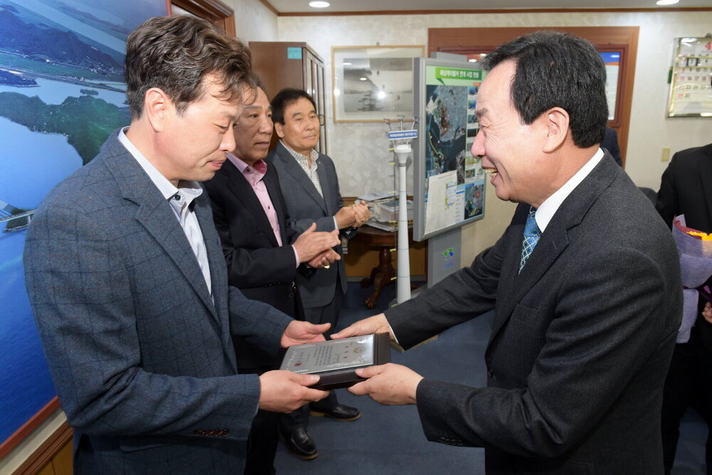 박홍률 목포시장 시상.
