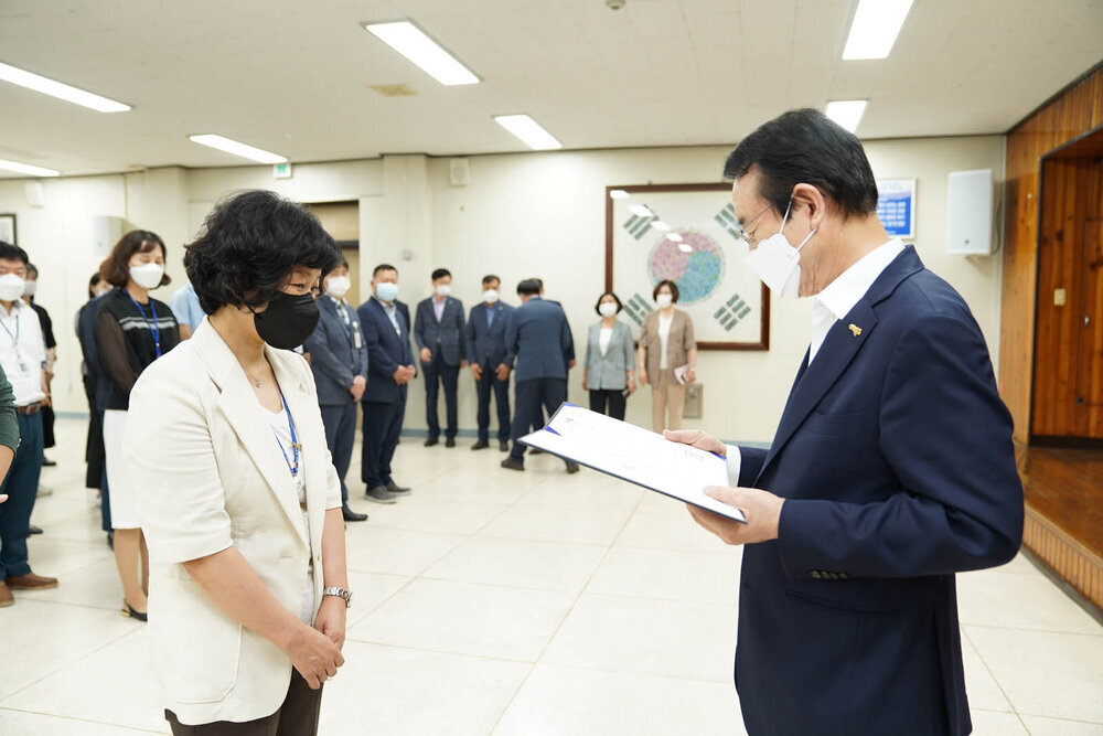2021년도 하반기 4급 이하 정기인사 임용장 수여식 -1
