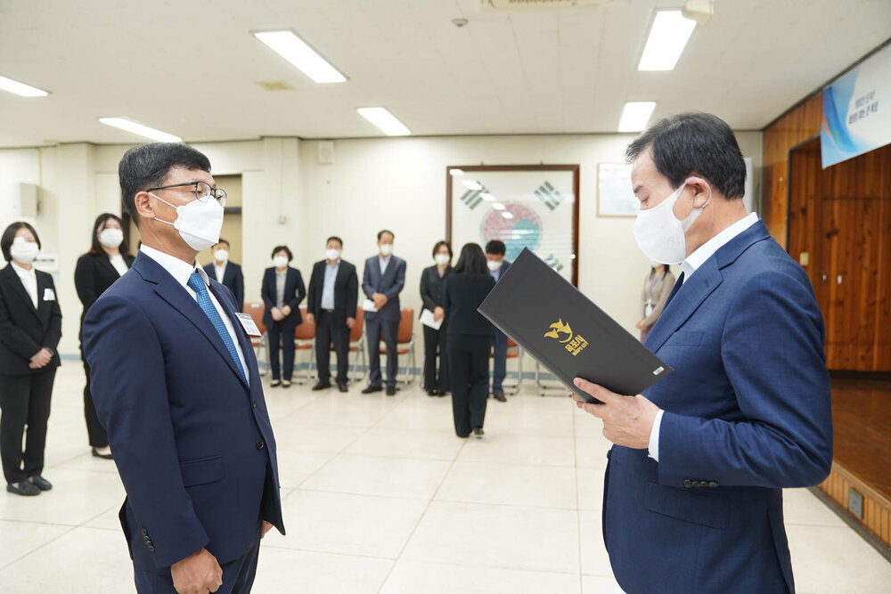 신규공무원 임용장-1