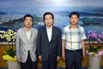 2017,8,1일자사무관전출입임용장전달03(2017,7,31,시장실).jpg